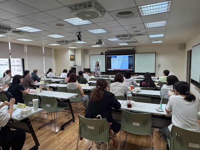 115學年碩士在職專班新生座談會系列照片4/4